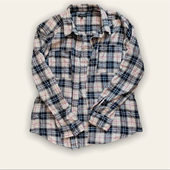 Plaid flannel button down shirt - Picture 1 of 3